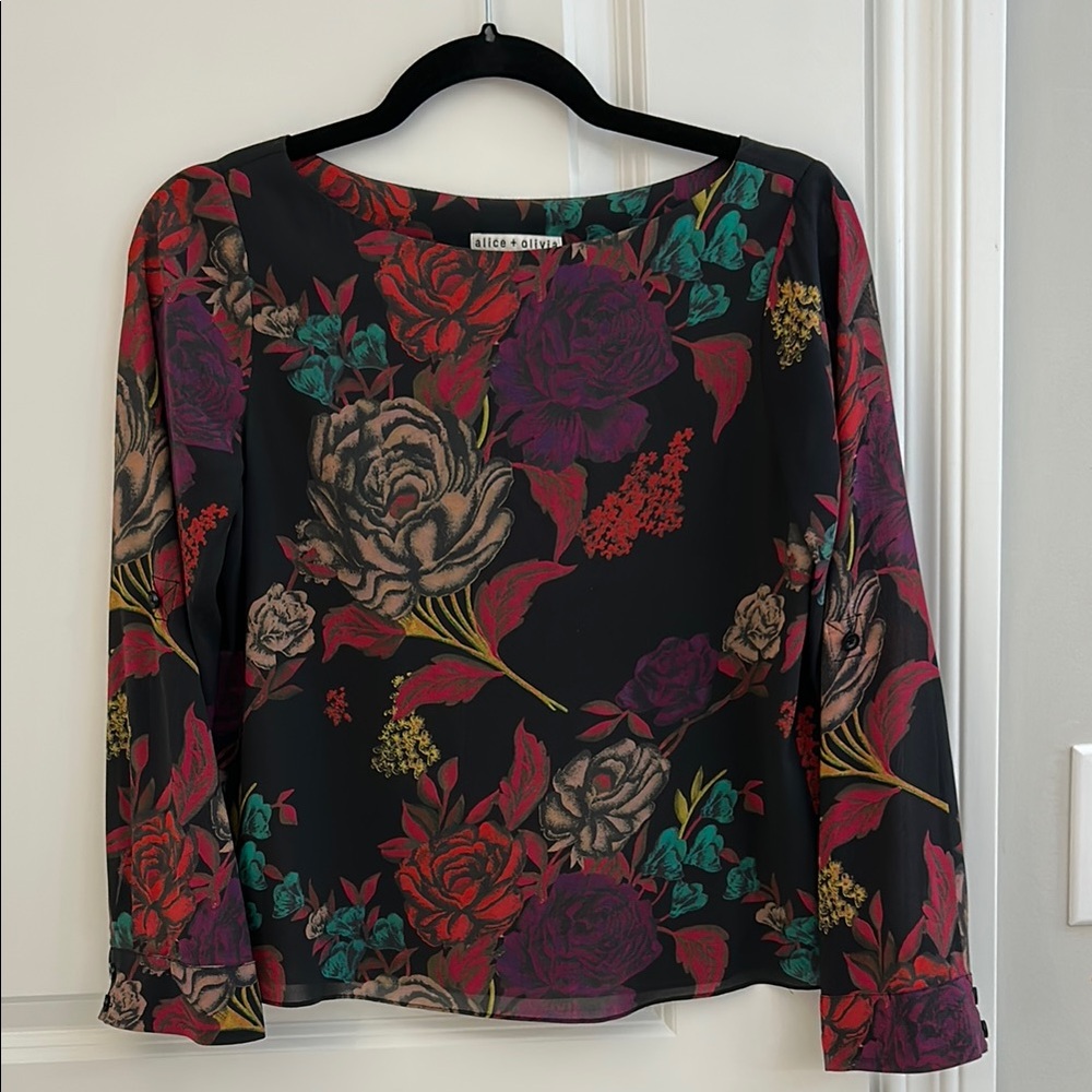 Alice + Olivia Purple and Red Graphic 3/4 Sleeve Blouse